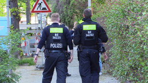 Жителя Германии оштрафовали на 2250 евро за выбритые на голове буквы Z