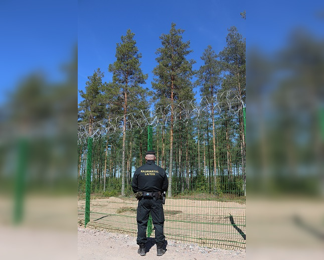 Забор на границе Финляндии и России. Фото © Twitter / Kaakkois-Suomen raja