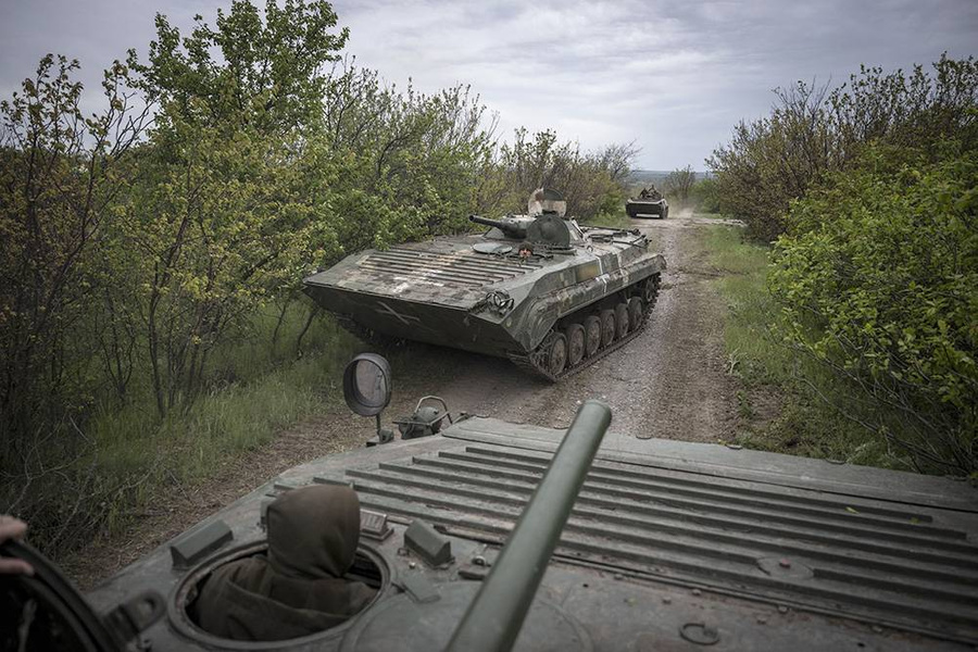 Украинские солдаты во время учений. Фото © Getty Images / Anadolu Agency / Muhammed Enes Yildirim