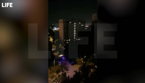 Лайф публикует видео загадочного "светового шоу" в московских многоэтажках