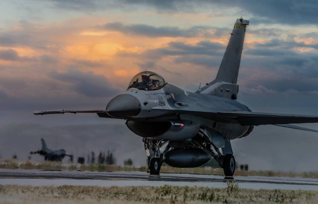 СМИ узнали об изменившейся позиции Запада насчёт F-16 для Украины