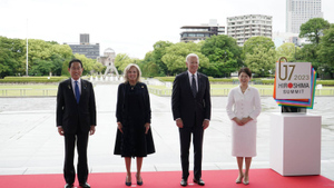 Саммит G7 начался с посещения мемориала жертвам бомбардировки Хиросимы