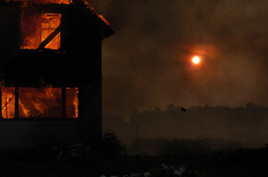 Родители закрыли дома: При пожаре в хабаровском посёлке погиб четырёхлетний ребёнок