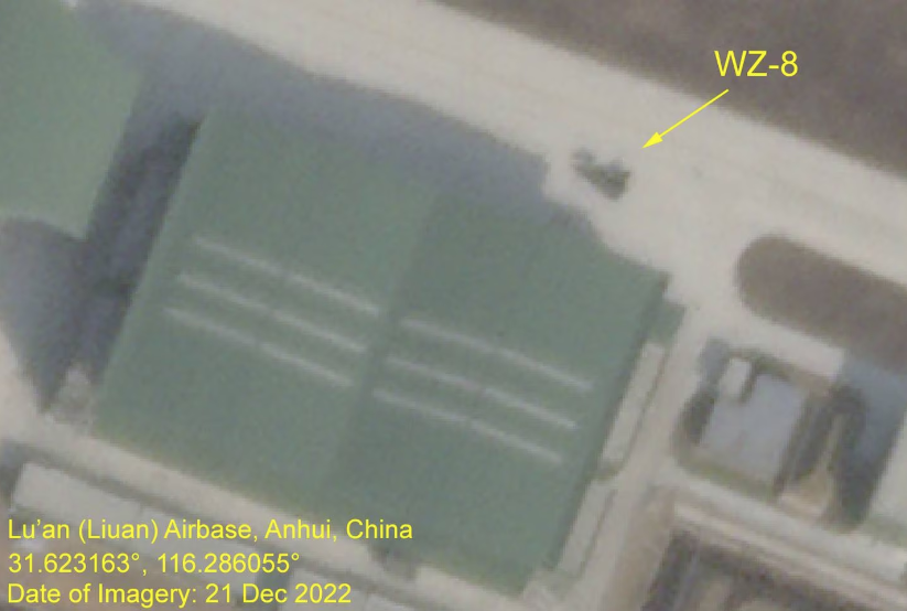 Китайский сверхзвуковой разведывательный беспилотник WZ-8. Фото © Planet Labs