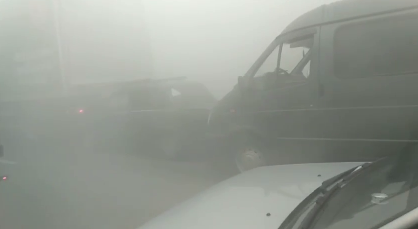Смертельное массовое ДТП из-за плохой видимости от смога произошло на Урале