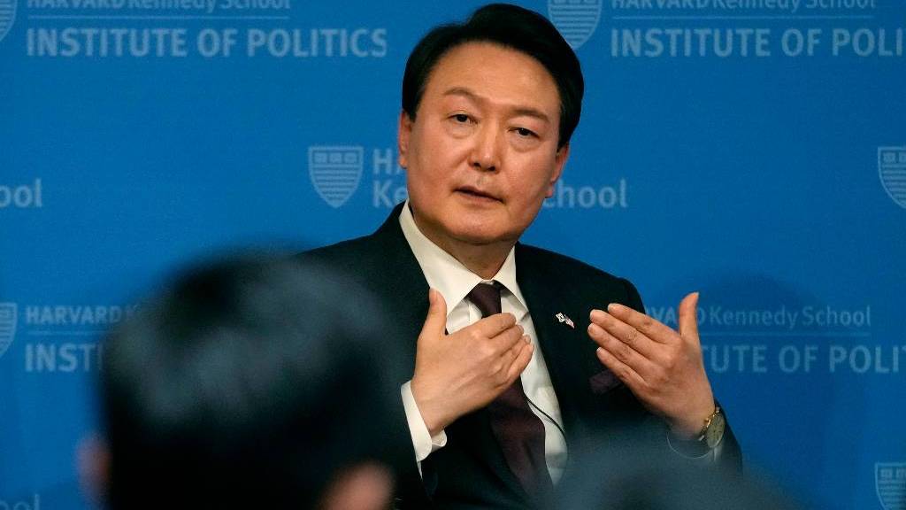 Зеленский вручил президенту Южной Кореи список вожделенного оружия
