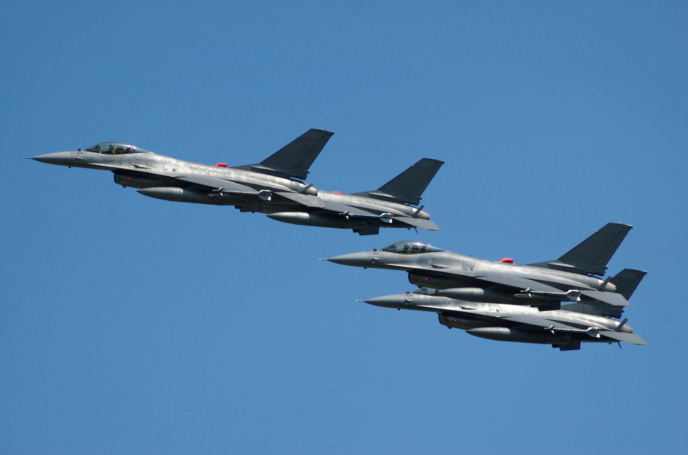 В феврале Киев запросил 128 истребителей F-16. Фото © Getty Images / naphtalina