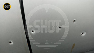 Автомобиль пары из белгородского села Глотово, обстрелянный украинскими диверсантами. Фото © t.me / SHOT