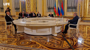 В Кремле началась встреча Путина, Алиева и Пашиняна