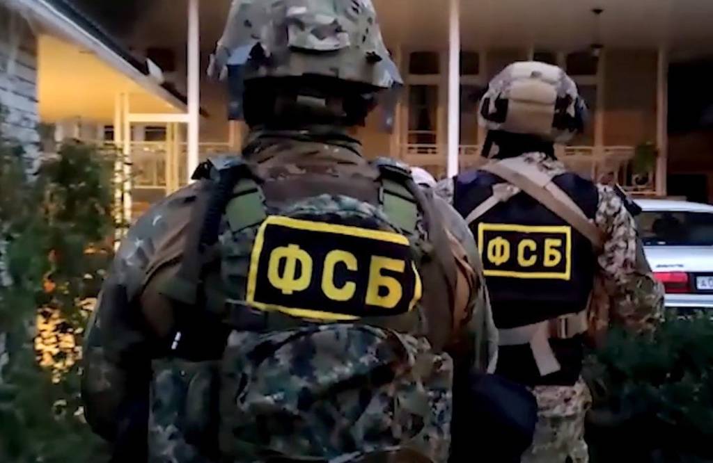 ФСБ задержала троих сторонников Басаева за участие в убийстве десантников