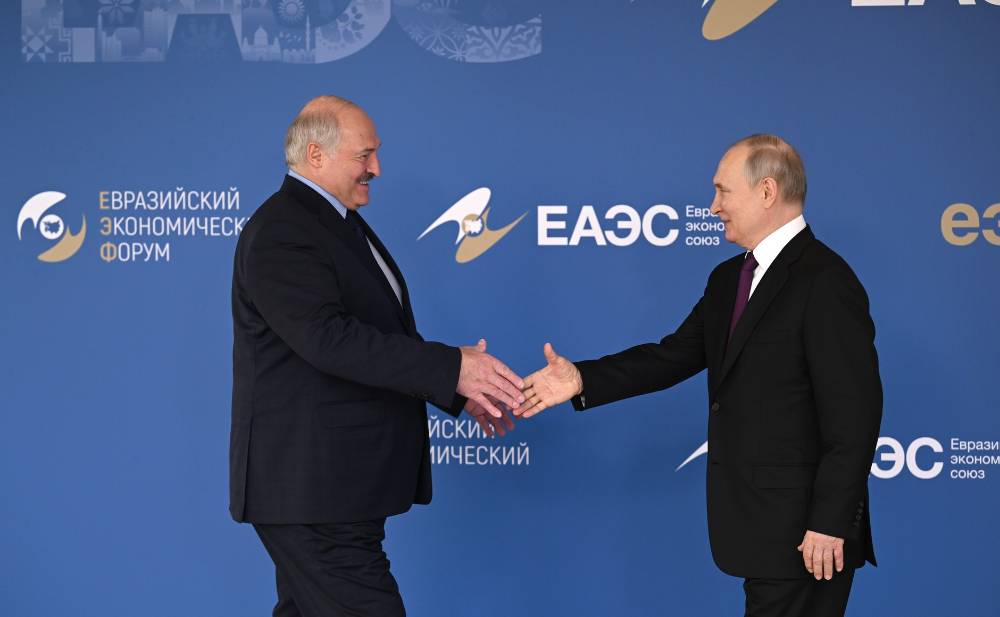 Путин и Лукашенко пообщались с глазу на глаз после рабочего обеда в Москве