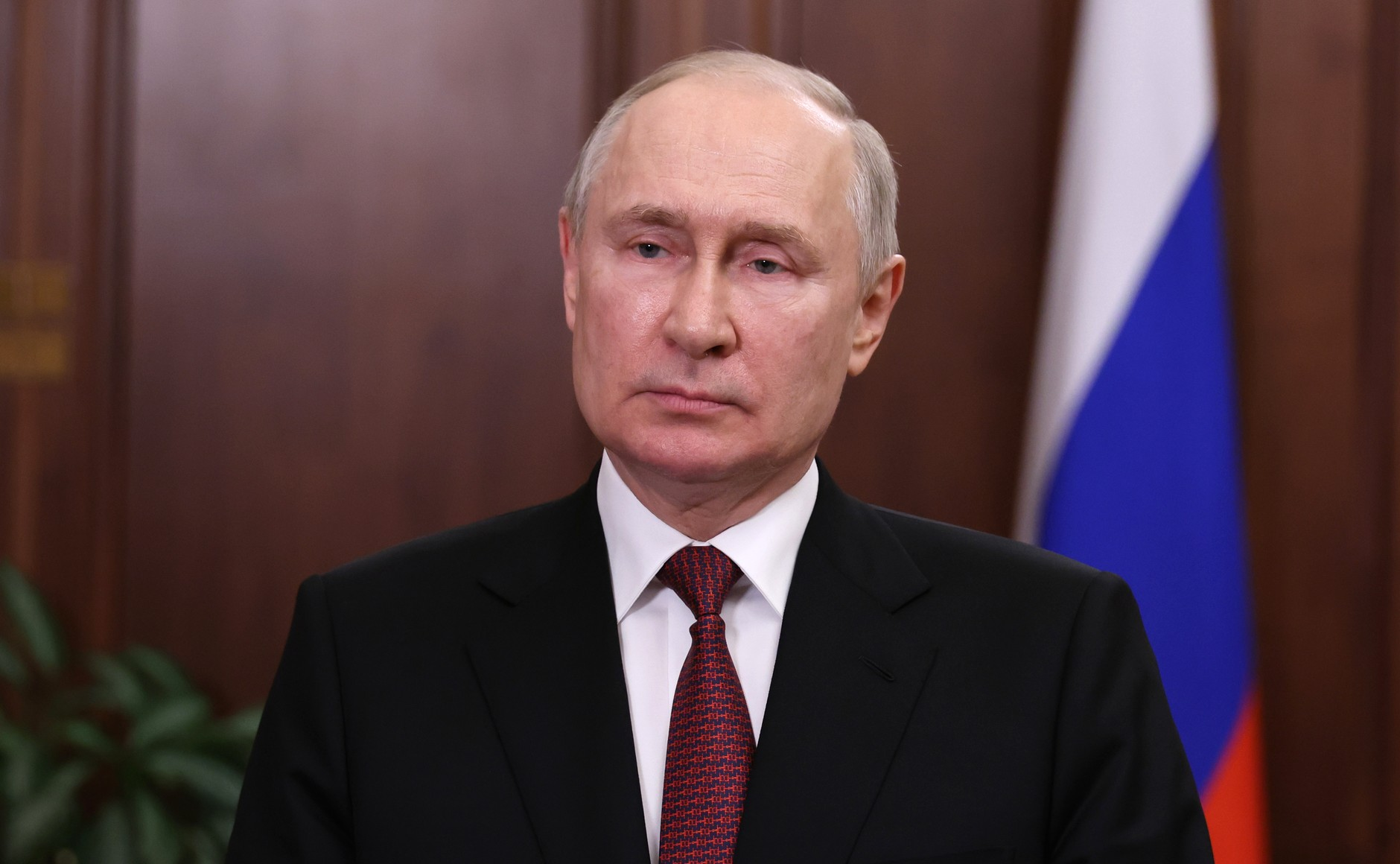 Путин: Пограничники используют все средства для защиты суверенитета России