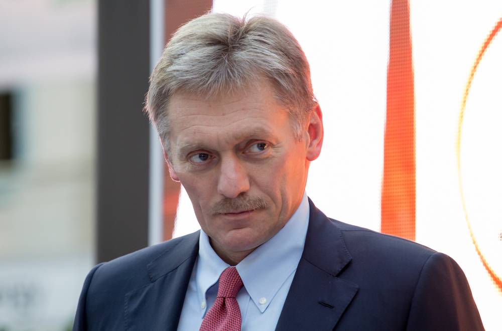Песков заявил, что Запад ведёт войну против России по всем фронтам