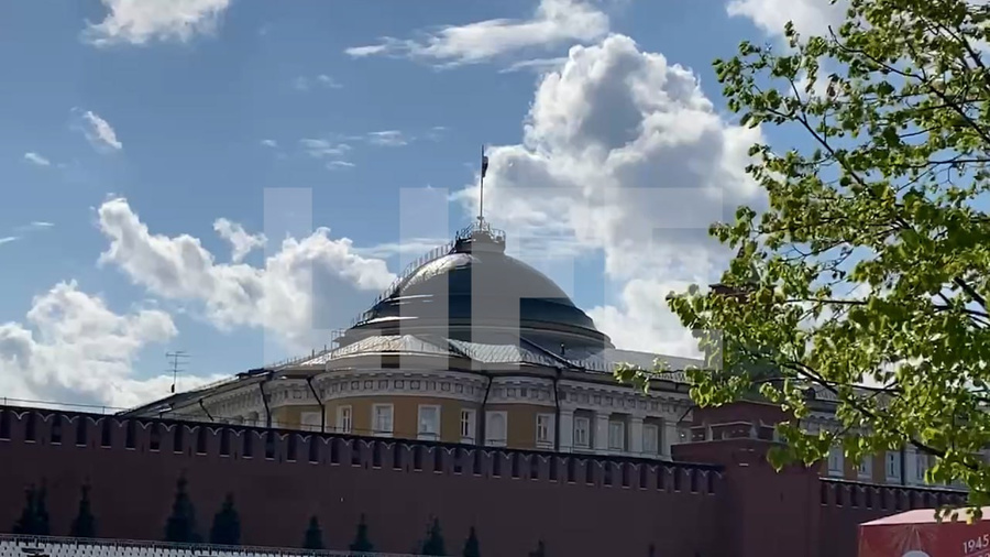 Купол Сенатского дворца Кремля после атаки украинских беспилотников. Фото © LIFE