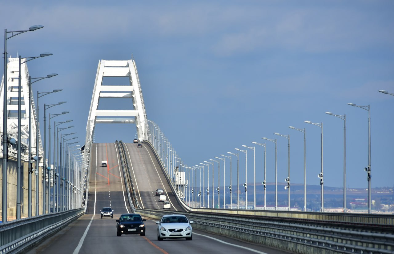 Аксёнов рассказал, справится ли Крымский мост с потоком туристов летом