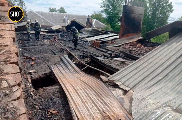 Последствия пожара в одном из домов под Тулой. Фото © Telegram / SHOT