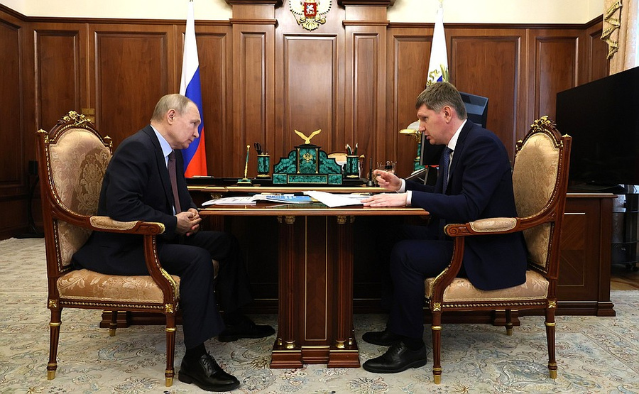 Встреча президента РФ Владимира Путина с министром экономического развития Максимом Решетниковым. Фото © kremlin.ru