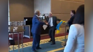 Член делегации РФ попал в больницу Анкары после нападения украинского депутата