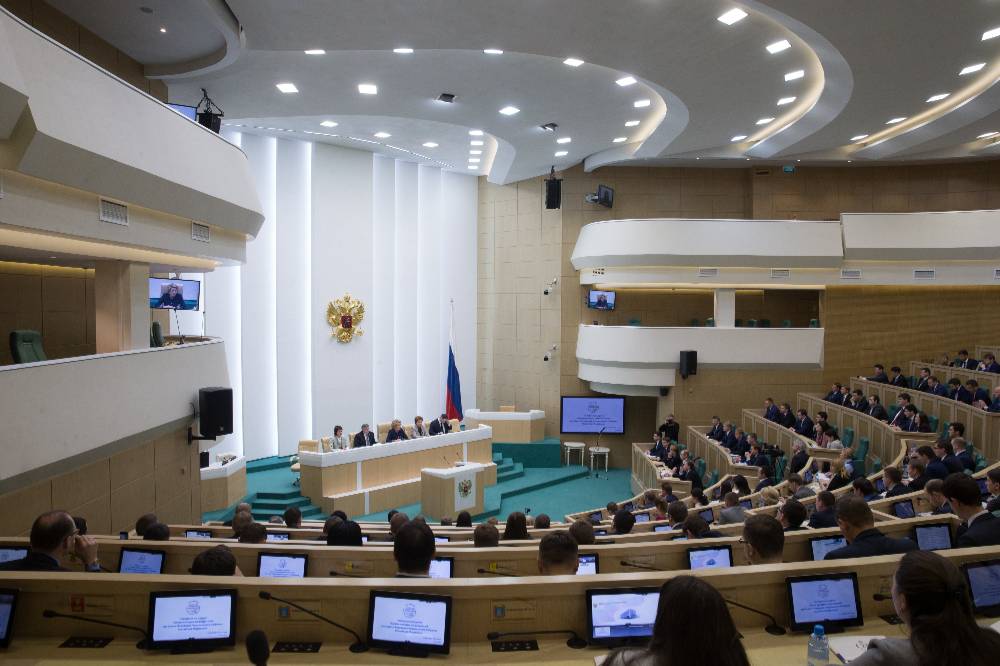 На Украине заочно обвинили всех российских сенаторов