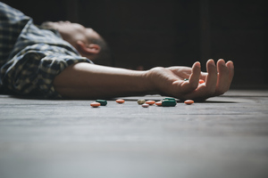 В Приморье 17-летний подросток умер на вечеринке от передозировки наркотиков