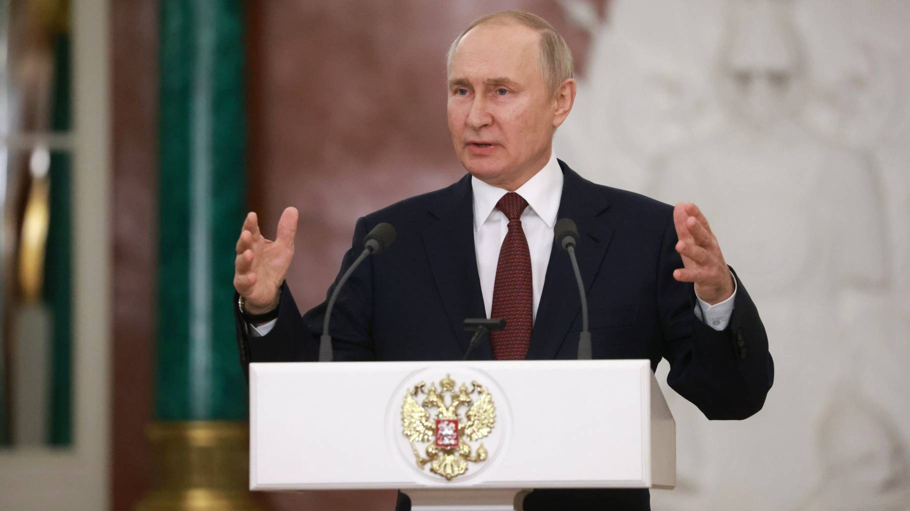 Путин назвал традиции боевого братства основой дружбы России и Туркмении