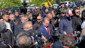 Посол РФ объяснил отказ полиции помешать срыву возложения венков в Варшаве