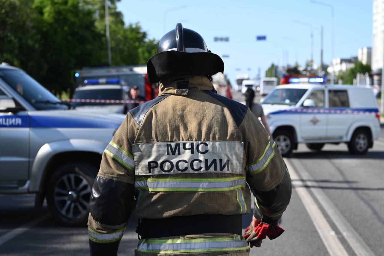 Губернатор подтвердил взрыв дрона в Белгороде и опубликовал фото обломков