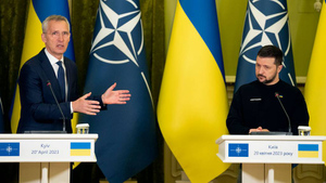 НАТО отказалось ускорить приём Киева в альянс, но "расщедрилось" на создание специальной комиссии