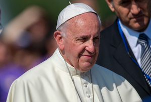 Папа римский не проведёт воскресную проповедь по советам врачей