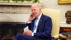 Байдена отправили на лечение из-за больного зуба