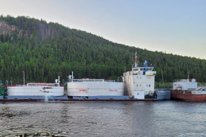 На месте столкновения танкеров в Приангарье введён режим ЧС