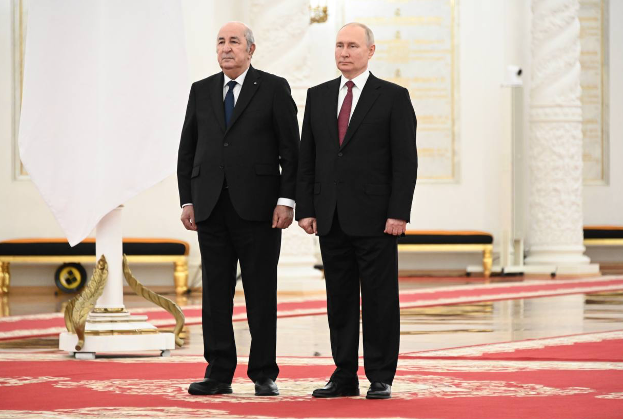 Путин принял в Кремле президента Алжира 