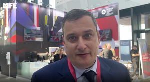 Хинштейн ответил Лайфу, какой сигнал Россия посылает миру через ПМЭФ