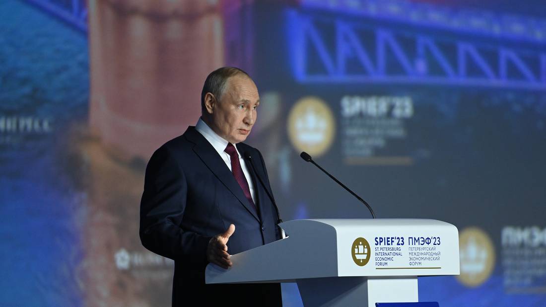 Путин: Байден — опытный политик, не мне его учить