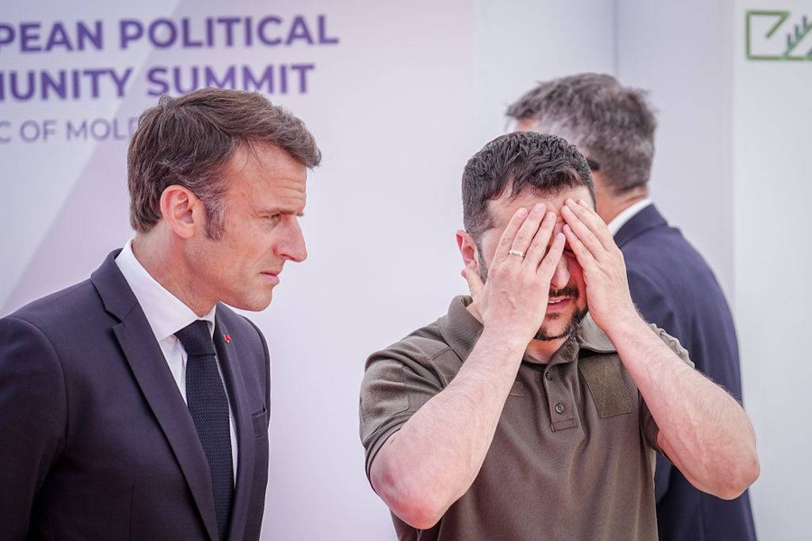 Президент Франции Эмманюэль Макрон и президент Украины Владимир Зеленский. Фото © Getty Images / Kay Nietfeld / picture alliance