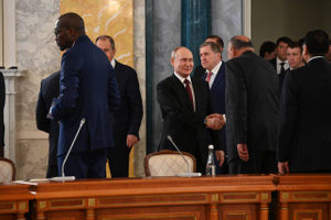 Песков: Путин и лидеры Африки до заседания провели оживлённую беседу
