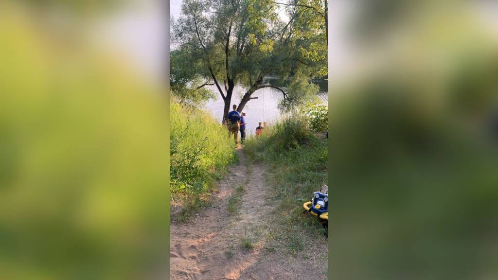 На западе Москвы 15-летний подросток утонул в пруду