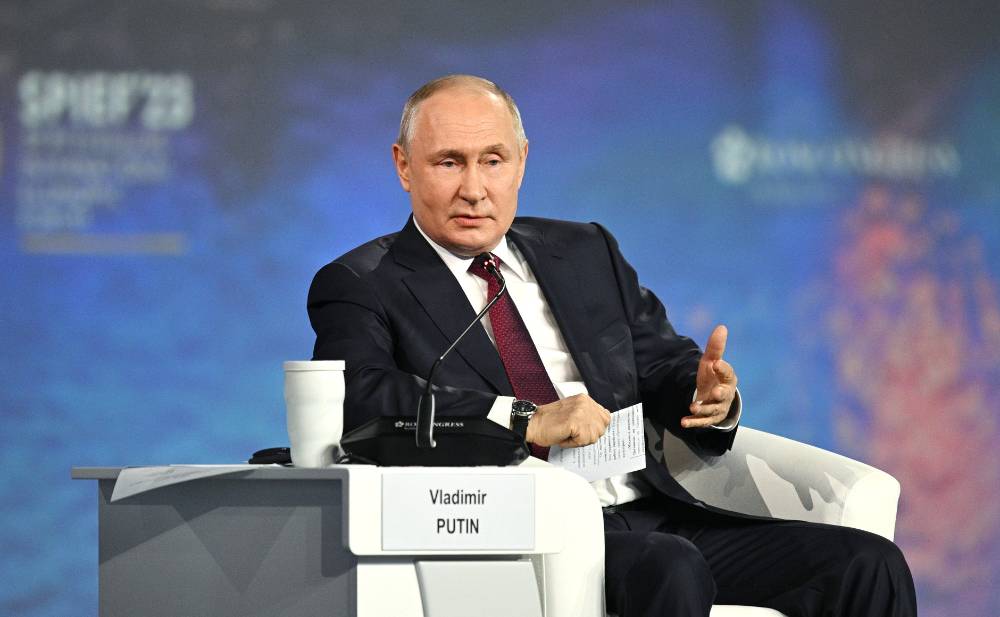 Путин поблагодарил добровольцев – участников СВО за готовность защищать Родину
