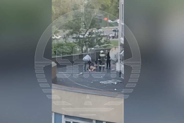 В Липецке задержали иностранца, спустившегося голым по балконам с пятого этажа