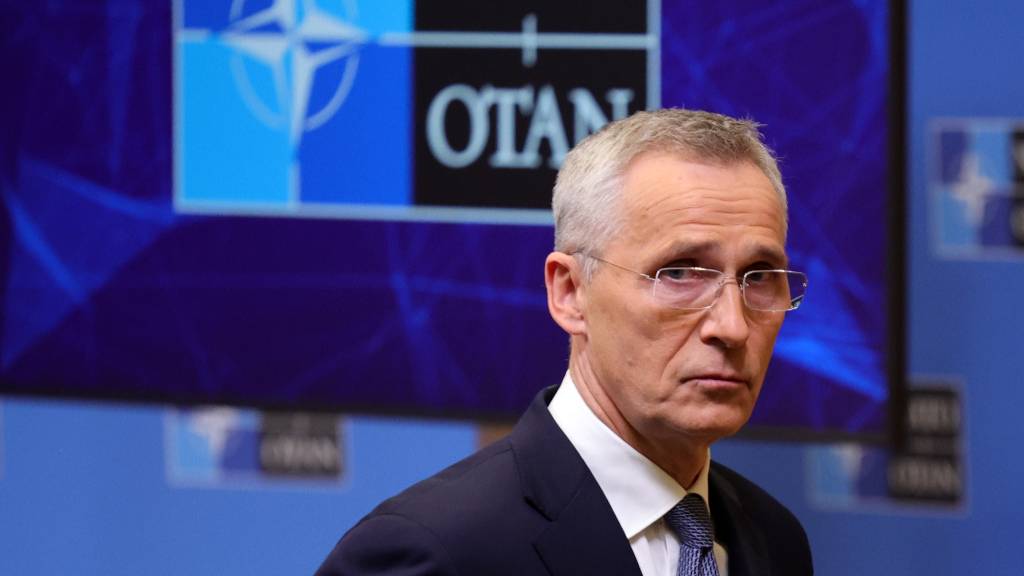 Столтенберг: НАТО исчерпало свои запасы боеприпасов