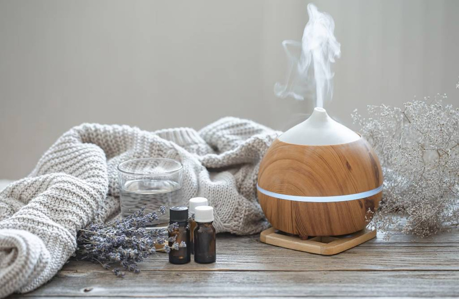 Секрет качественного сна: как эфирные масла могут помочь вам заснуть? Фото © Freepik / pvproductions