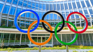 МОК опроверг слухи о допуске россиян до Олимпиады в статусе беженцев