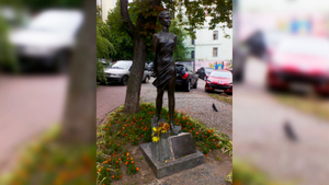 В Киеве снесли памятник Герою Советского Союза Зое Космодемьянской