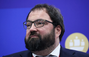 Глава Минцифры Шадаев призвал россиян позвонить близким в непростой момент