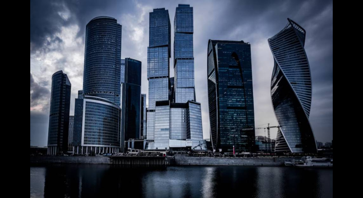 Гидрометцентр: Москвичей 25 июня ожидает дождливая облачная погода