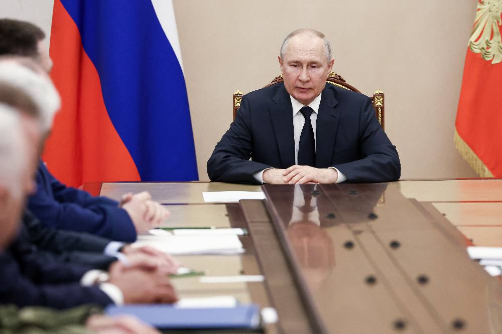 Путин после обращения к россиянам проводит совещание с главами силовых ведомств