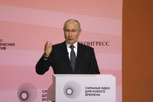 Путин призвал помочь российским производителям "раскрутиться"