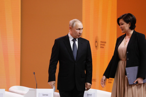 Путин: Из-за санкций и ухода западных компаний у нас мир не рухнул