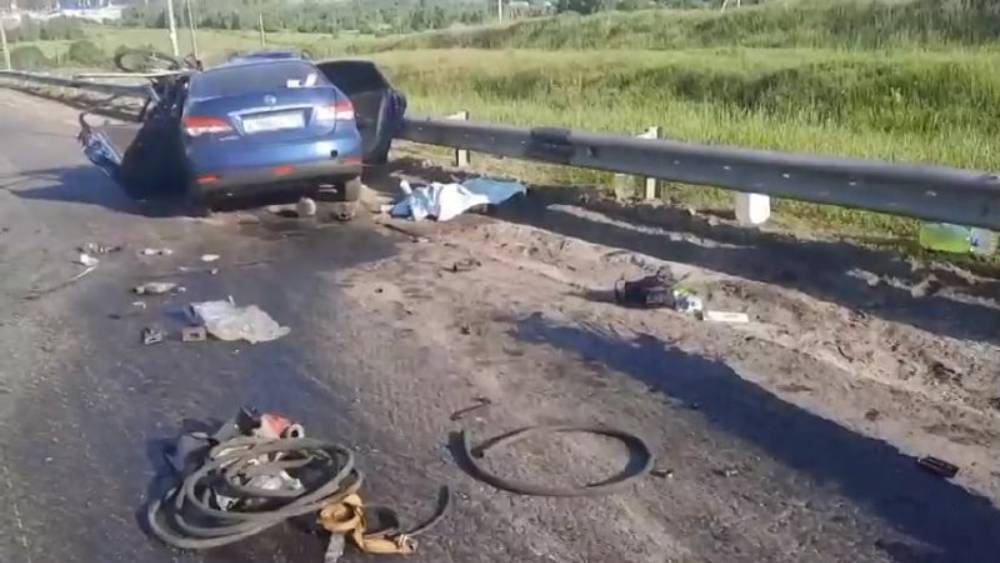 Двое взрослых и трое детей погибли в ДТП на трассе в Нижегородской области