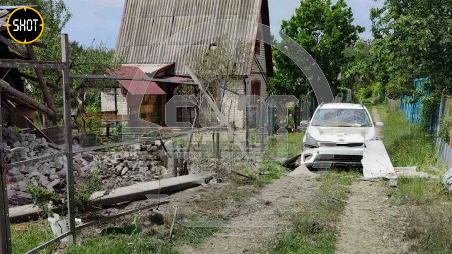 ВСУ обстреляли Безлюдовку Белгородской области. Обложка © t.me / SHOT